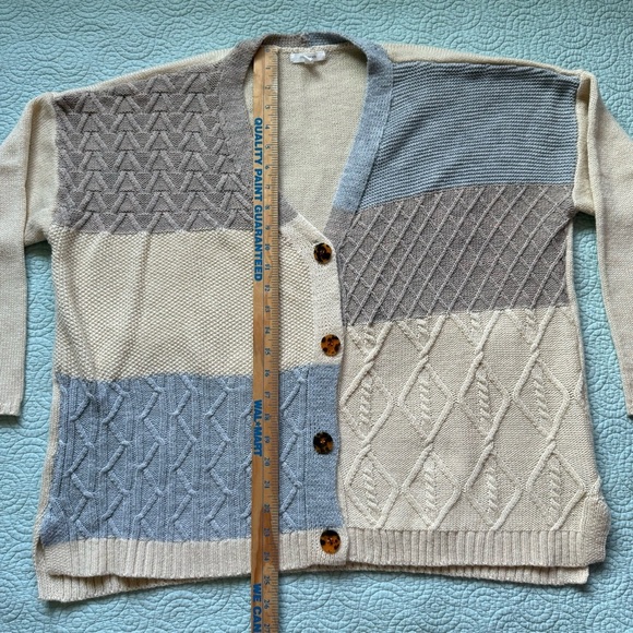 Maurices Cozy Cream, Gray and blue Cardigan Sweater oversized Medium - Picture 4 of 10